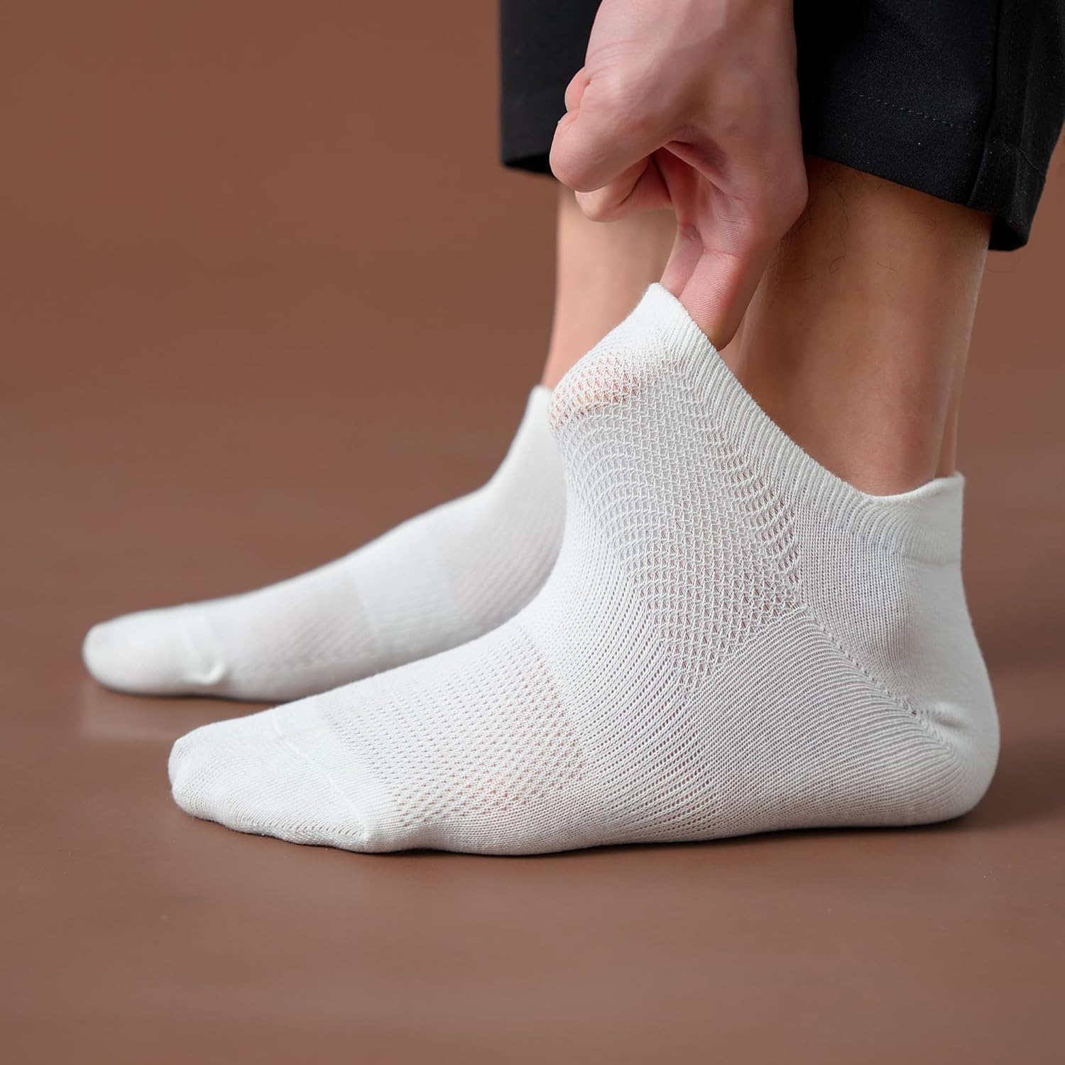 6 Pairs of Women's Low Cut Athletic Ankle Socks with Tab - Perfect for Running and Everyday Wear